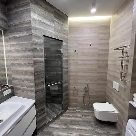 Apartament уютная студия на 21-м этаже Smart Plaza Obolon Kijów