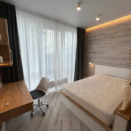 Apartament уютная студия на 21-м этаже Smart Plaza Obolon Kijów